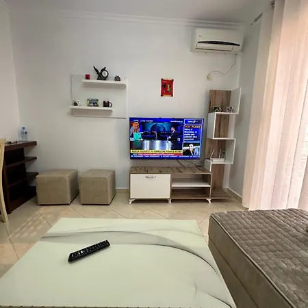 Henry's Apartment Golem (Tirana)