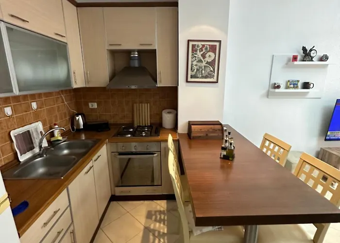 Henry's Apartament *